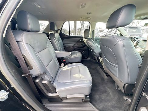 Used 2019 Chevrolet Traverse LT w/ LT Premium Package image 30