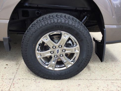 Used 2022 Ford F150 Lariat image 8