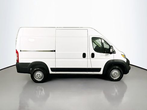 New 2026 RAM ProMaster 2500 w/ Cold Weather Group image 8