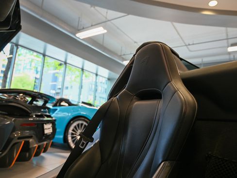 Used 2020 McLaren 720S Luxury RWD image 25