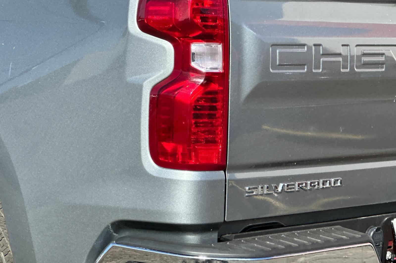 Used 2026 Chevrolet Silverado 1500 LT AWD/4WD image 13