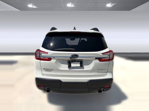 Used 2025 Subaru Ascent Premium AWD/4WD image 9