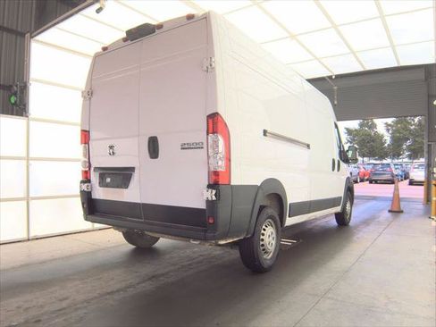 Used 2025 RAM ProMaster 2500 w/ Convenience Group FWD image 22