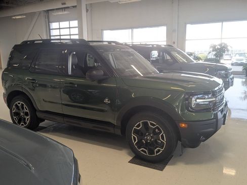 New 2025 Ford Bronco Sport Outer Banks w/ Outer Banks Tech Package+ AWD/4WD image 2
