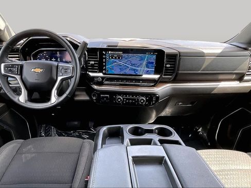 Used 2025 Chevrolet Silverado 1500 LT RWD image 15