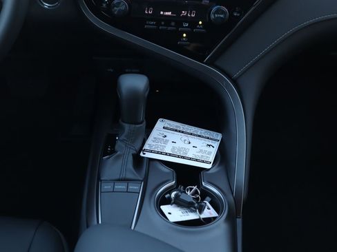 New 2024 Toyota Camry SE image 13