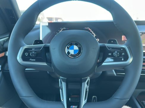 New 2026 BMW 540i xDrive xDrive w/ M Sport Package image 17