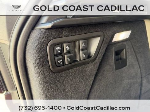Used 2025 BMW X7 M60i AWD/4WD image 15