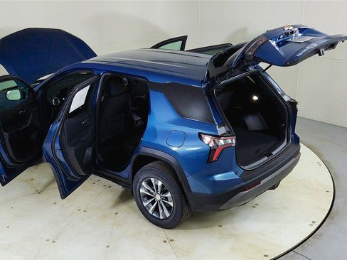 Used 2026 Chevrolet Equinox LT image 26