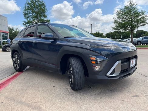 Used 2025 Hyundai Kona SEL image 4