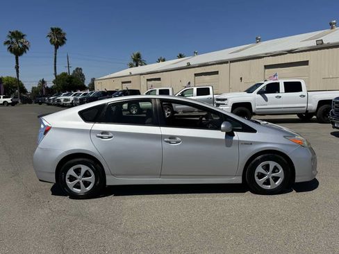 Used 2013 Toyota Prius Two FWD image 10