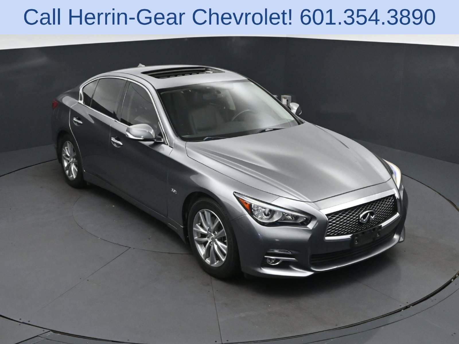 Used 2017 INFINITI Q50 3.0t Premium w/ 3.0T Premium Plus Package RWD image 1