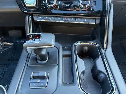 Used 2024 GMC Sierra 1500 AT4X image 23