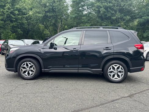 Used 2020 Subaru Forester Premium AWD/4WD image 2