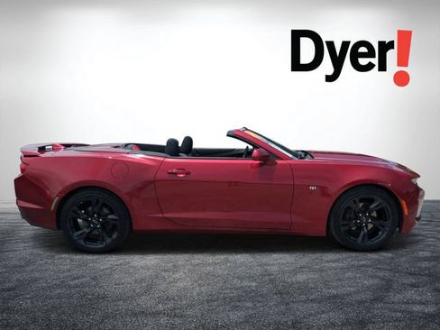 Used 2021 Chevrolet Camaro LT w/ Technology Package RWD image 2