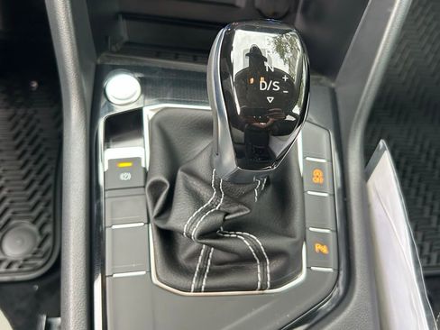 New 2026 Volkswagen Taos SE image 41