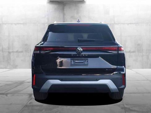 New 2025 Volkswagen Tiguan S image 6