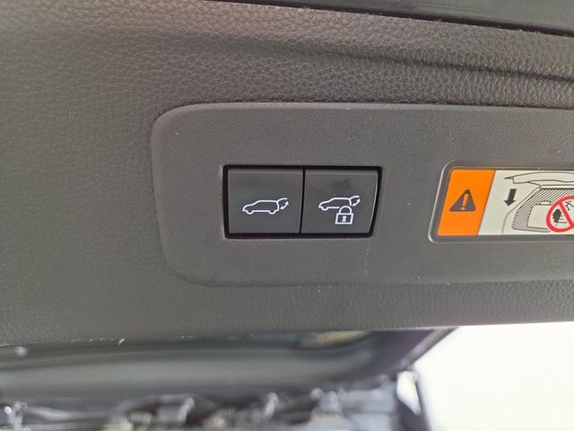 Used 2025 Toyota Land Cruiser AWD/4WD image 33