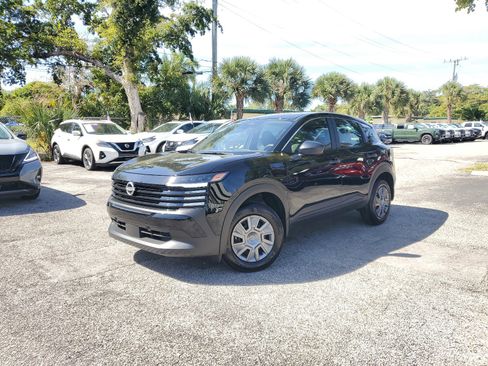 Certified 2025 Nissan Kicks S image 32