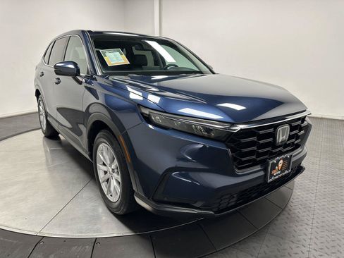 Used 2024 Honda CR-V EX-L image 2