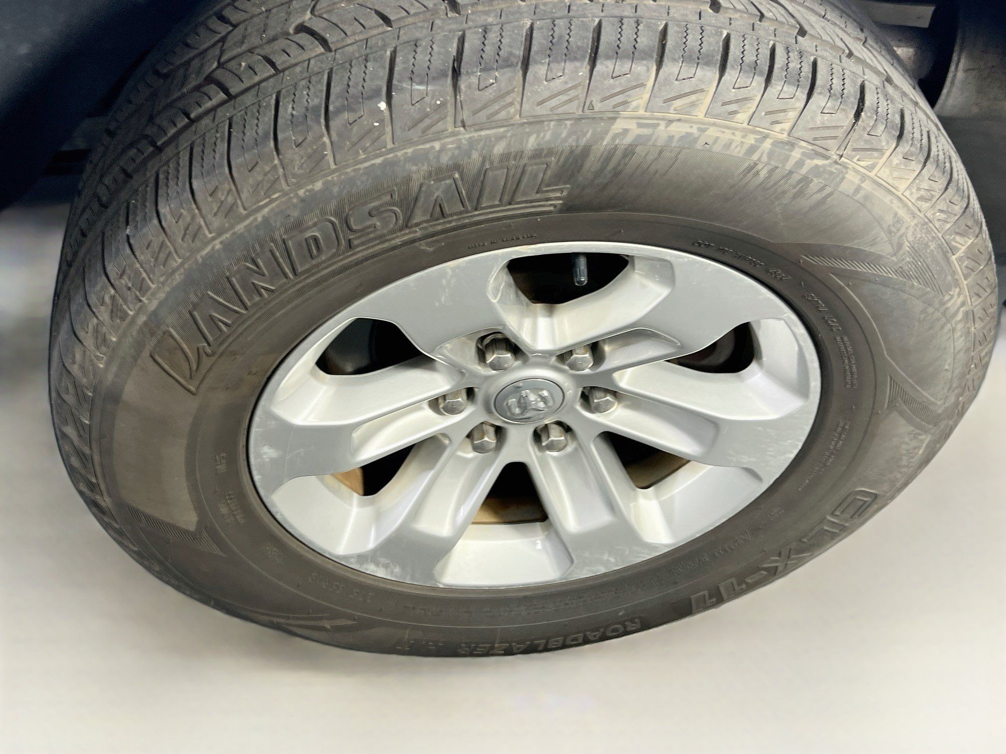 Used 2023 RAM 1500 Laramie AWD/4WD image 30