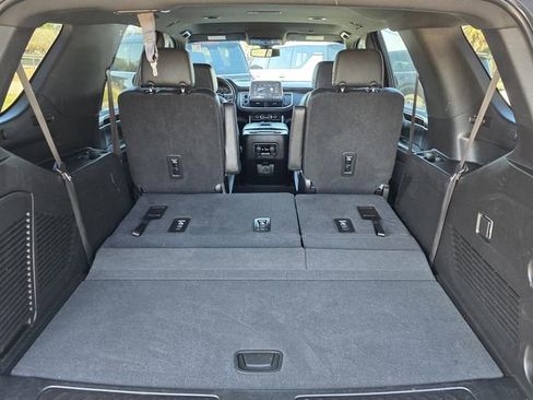 Used 2021 Chevrolet Tahoe LT image 11