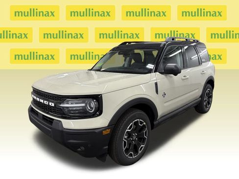 New 2025 Ford Bronco Sport Outer Banks w/ Outer Banks Tech Package+ AWD/4WD image 15