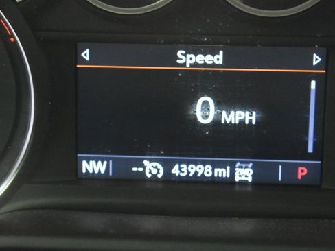 Used 2021 Chevrolet Silverado 1500 RST image 18