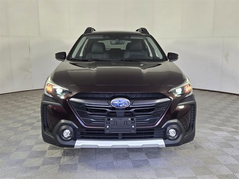 Used 2024 Subaru Outback Limited image 3