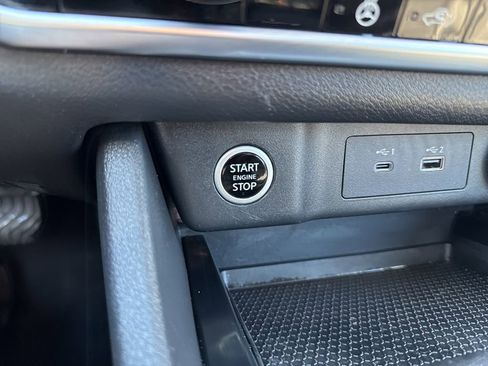 Used 2021 Nissan Rogue SV w/ Premium Package image 29