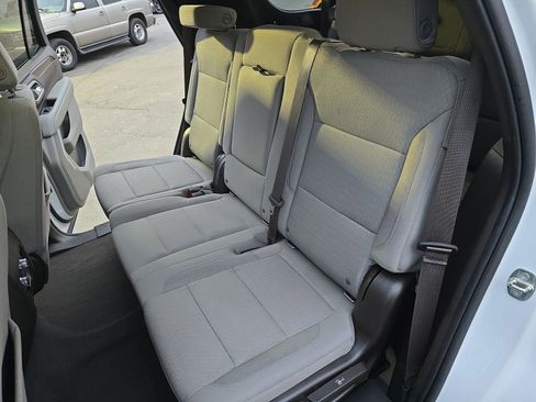 Used 2021 GMC Yukon SLE image 15