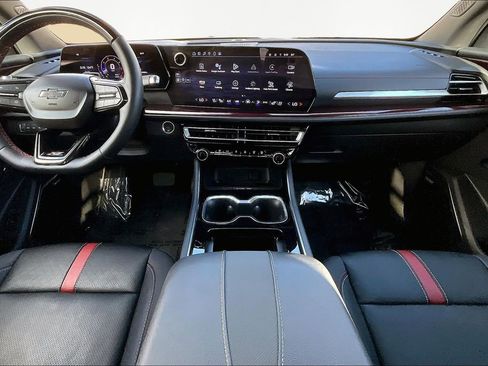 Used 2024 Chevrolet Traverse RS w/ LPO, Floor Liner Package image 15