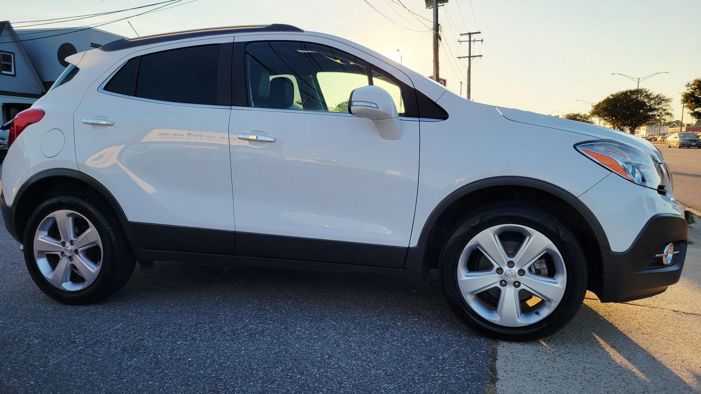 Used 2016 Buick Encore Convenience AWD/4WD image 6
