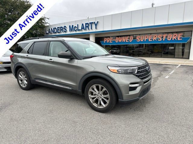 Used 2020 Ford Explorer XLT w/ Equipment Group 202A RWD image 1
