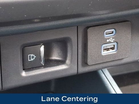 Used 2023 Ford Maverick Tremor AWD/4WD image 18