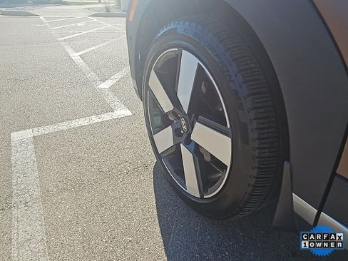 Used 2024 Hyundai Santa Fe Limited image 51