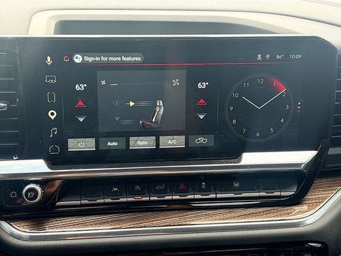Used 2025 GMC Sierra 1500 Elevation AWD/4WD image 16