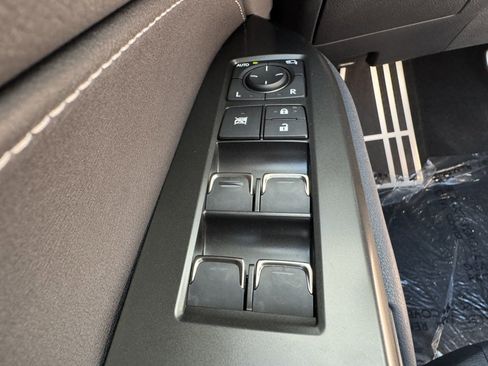 Used 2022 Lexus NX 350 F Sport image 25