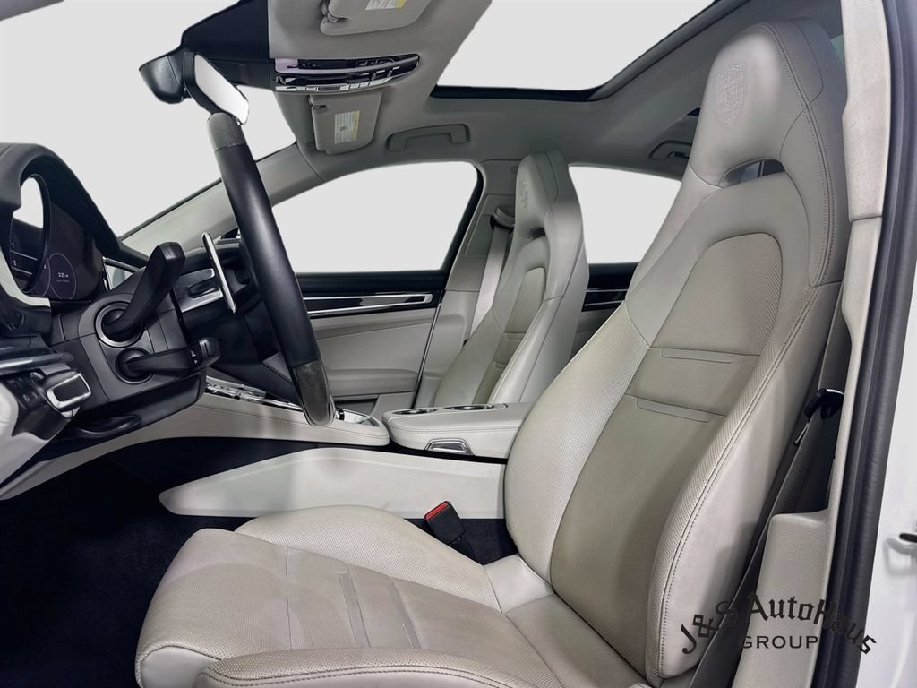 Used 2023 Porsche Panamera Platinum Edition RWD image 11