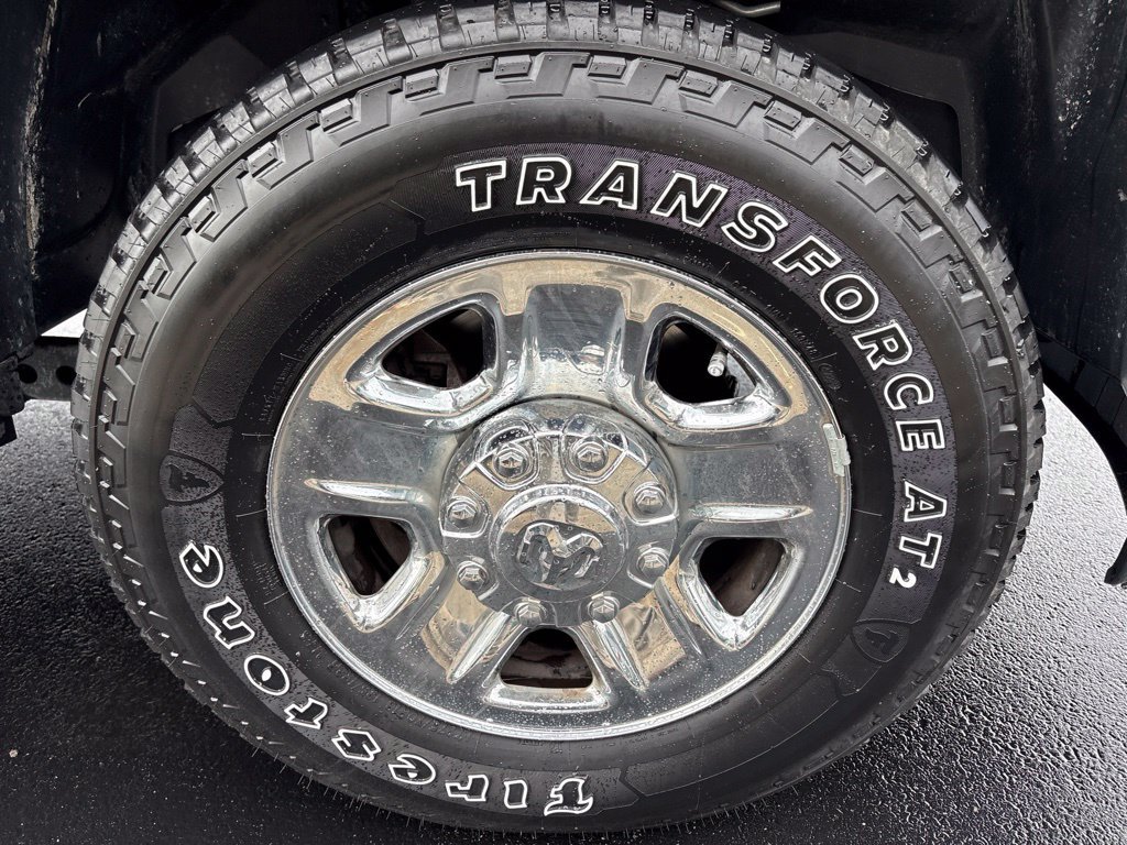 Used 2024 RAM 2500 Tradesman w/ Chrome Appearance Group AWD/4WD image 16