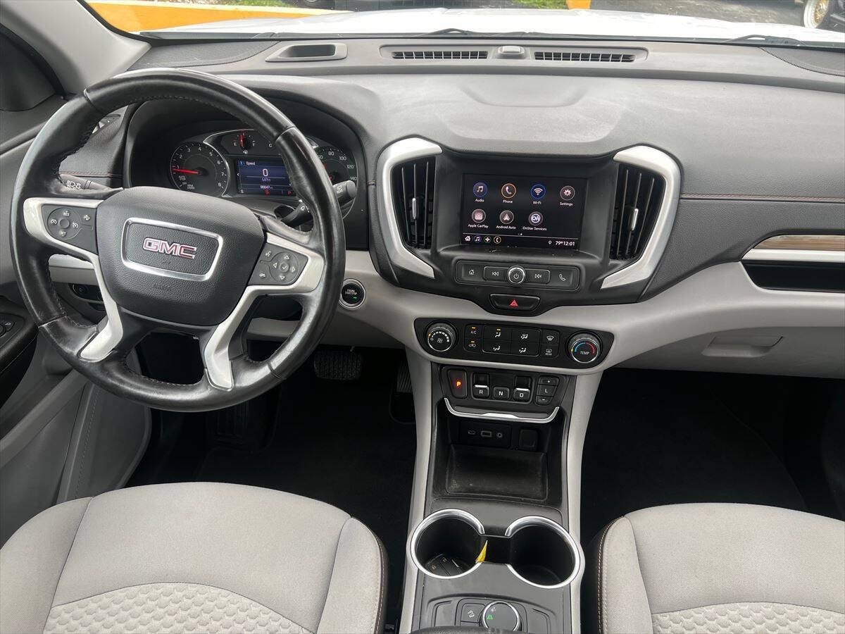 Used 2020 GMC Terrain SLE FWD image 10