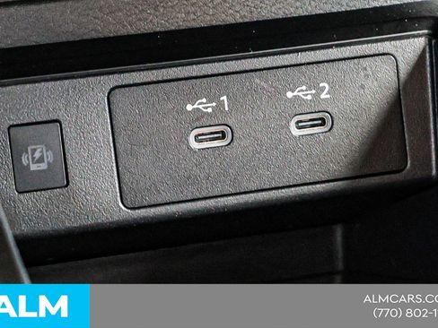 Used 2025 Nissan Kicks SR image 34