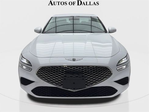 Used 2025 Genesis G70 2.5T image 4