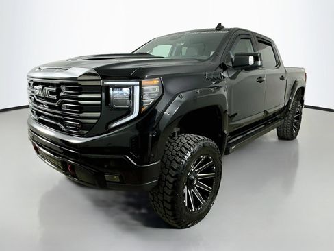 Used 2023 GMC Sierra 1500 AT4 w/ AT4 Premium Package AWD/4WD image 1
