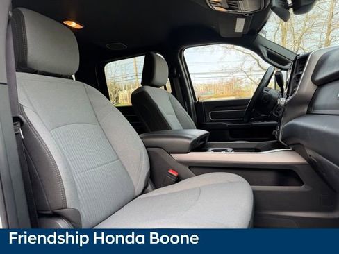 Used 2024 RAM 3500 SLT w/ Quick Order Package 2YG SLT image 43