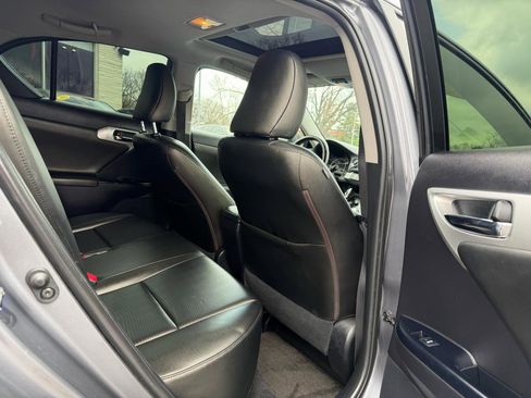 Used 2013 Lexus CT 200h w/ Premium Pkg w/Navigation image 15