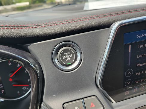 Used 2020 Chevrolet Blazer RS FWD image 17