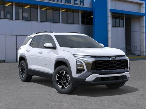 New 2026 Chevrolet Equinox ACTIV w/ Convenience Package III AWD/4WD image 21