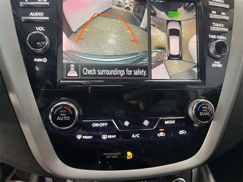 Used 2020 Nissan Murano SV w/ Premium Package image 20