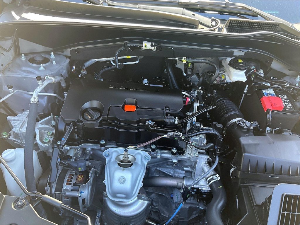 Used 2025 Honda HR-V Sport image 32